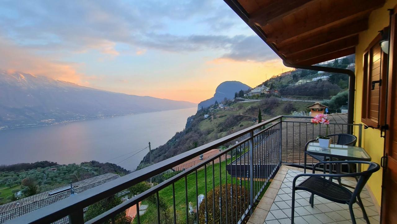 Casa Elka Residence Lake View And Pool By Garda Domus Mea Pieve  外观 照片