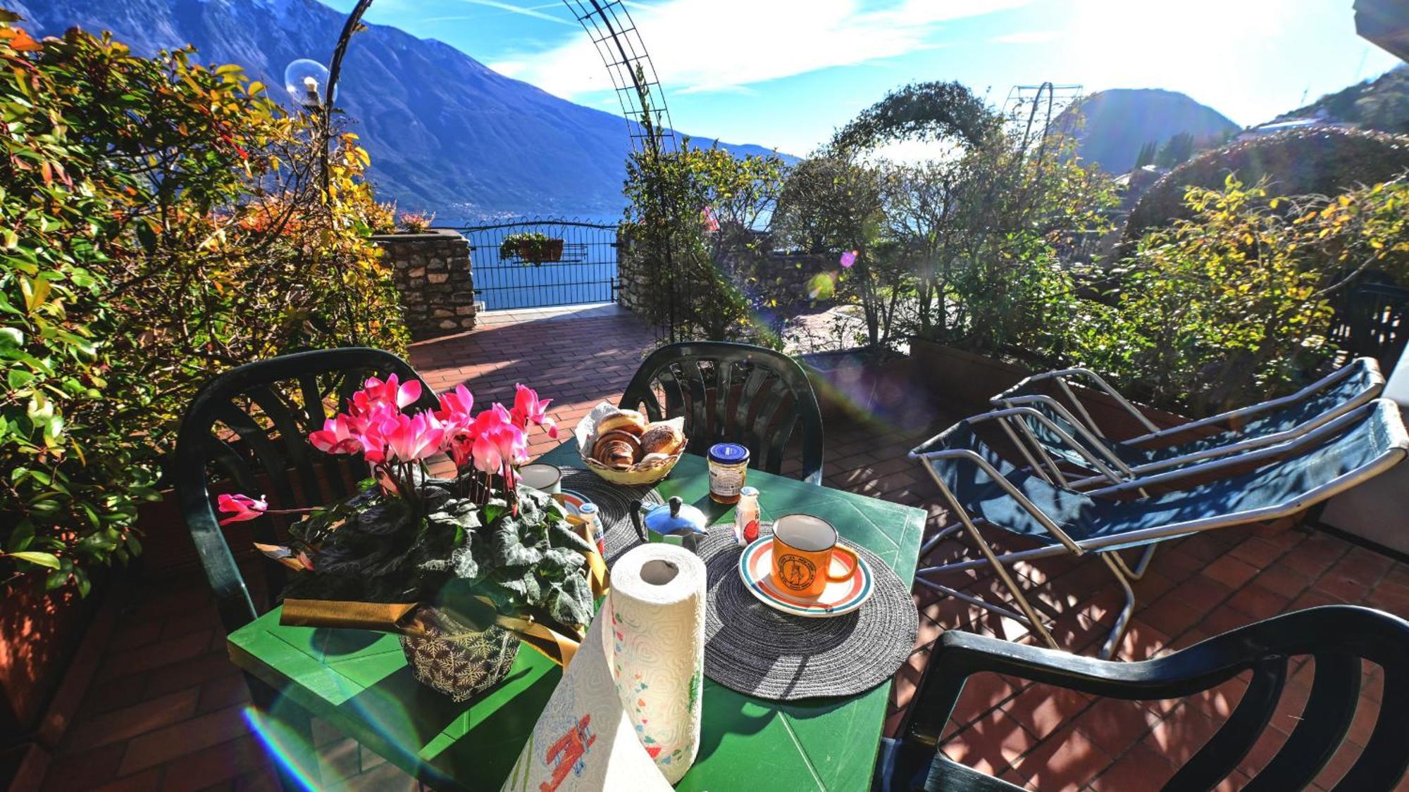 Casa Elka Residence Lake View And Pool By Garda Domus Mea Pieve  外观 照片