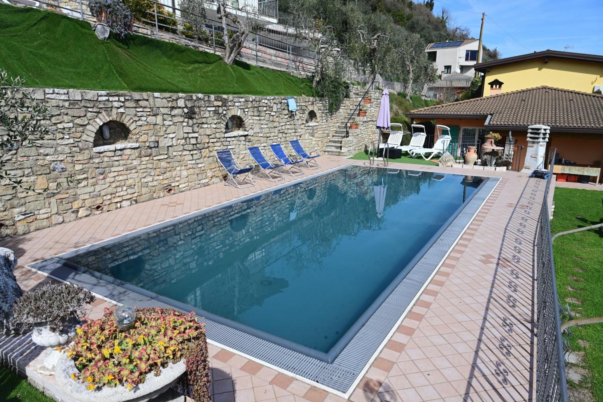 Casa Elka Residence Lake View And Pool By Garda Domus Mea Pieve  外观 照片